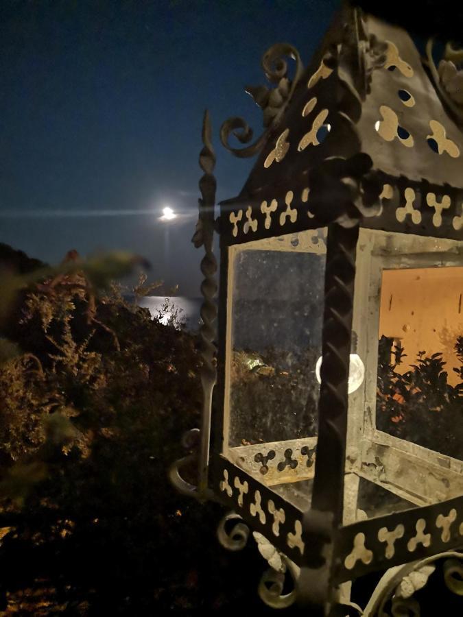 Florinda Lemon'S Suite Cervo Exterior photo