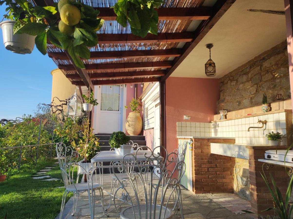 Florinda Lemon'S Suite Cervo Exterior photo