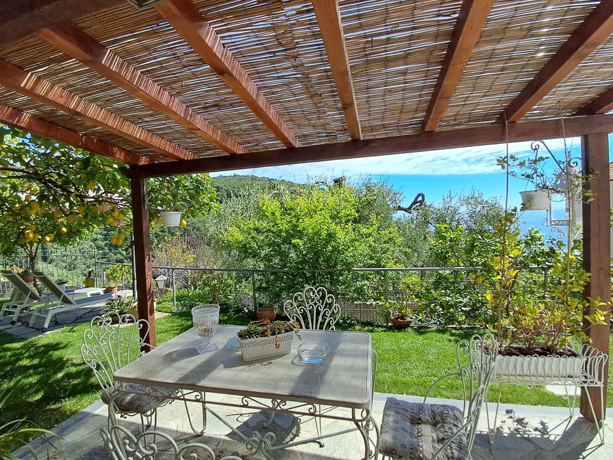 Florinda Lemon'S Suite Cervo Exterior photo
